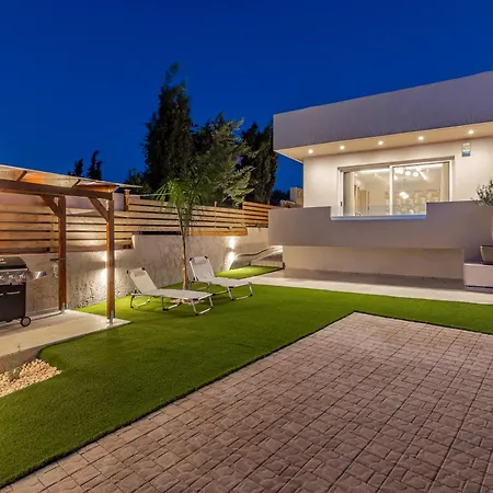 Xenia's Elegant House Holiday home