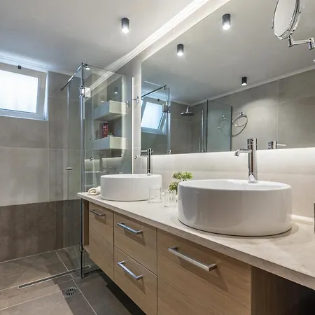 Xenia's Elegant House بيت للعطل *