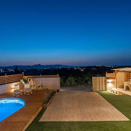 بيت للعطل Xenia's Elegant House *